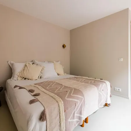 Renovated With Patio And Garage In City Center Appartement Biarritz
